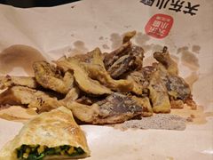 -关东小磨东北菜(上海长风大悦城店)