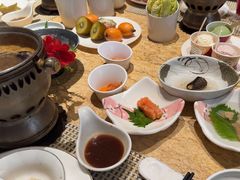 -雍和会海鲜姿造自助(湖东路店)
