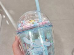 -名创优品(江南新地店)