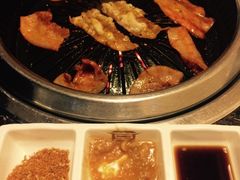 -韩宫宴炭火烤肉(中商世界里店)