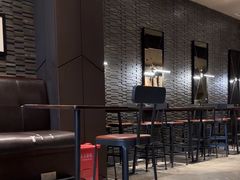 -星巴克臻选(南京金茂览秀城店)