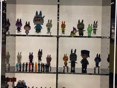 -泡泡玛特POPMART(侨福芳草地店)