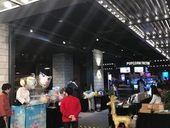 -CGV影城(滨江天街IMAX店)