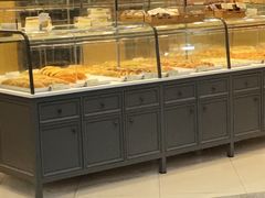 面包甜点陈列柜-Bread Talk 面包新语(荟聚店)