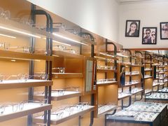 -罗伯特眼镜·蔡司官方授权(罗湖国贸店)