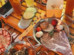 -叽叽扎扎烤肉场(生态城万达店)
