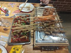 -喝丢一只鞋海鲜烧烤·海肠捞饭(文体街店)