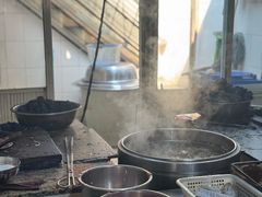 -正宗杨记普洱酸醋米线(总店)