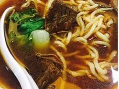 -六合夜市