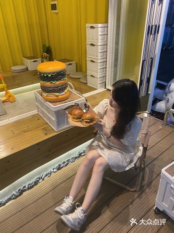 中山探店｜美式汉堡纯手打牛肉堡