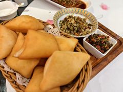 -巴特餐饮6加1音乐餐吧·新疆菜