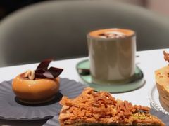 -潮一不贰·法式甜品·生日蛋糕·西式简餐(外滩店)