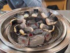 -围炉肉舍•炭烤活鳗•丹东海鲜烤肉(步行街店)