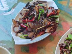 -四姑娘山阿巴郎·藏式花园餐厅