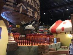 -蓝精灵乐园·世茂精灵之城主题乐园