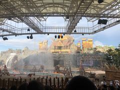 -七彩云南欢乐世界