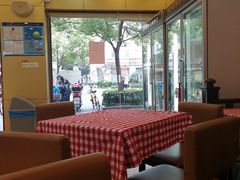 -红宝石·鲜奶小方·海派西点房(浦三店)