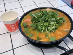 -肥汁米蘭香港米线(长宁来福士店)