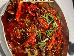 -巴厘龙虾·榜首油焖大虾(音乐学院·沿江酒馆店)