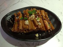-桂二老坛酸菜鱼(三街两巷店)
