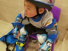 -悦动体能篮球羽毛球网球(三里河店)