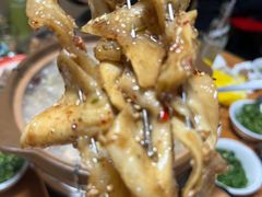 -黄小串·烤串海鲜涮牛肚(升龙广场店)