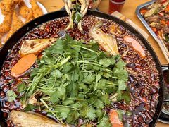 -鸿顺老铁锅美蛙鱼府(解放碑店)
