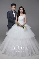 -乐派诗婚纱摄影