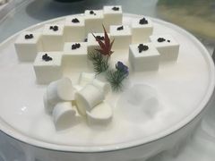 -绫罗岛海鲜私房菜(鸭绿江边店)