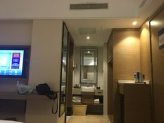 -兰州步行街希尔顿欢朋酒店