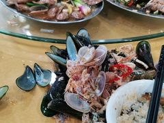 -红月湾海鲜饭店•沙滩海景(双月湾店)