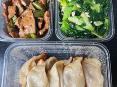 -黄阿姨锅贴大王(万航渡路店)