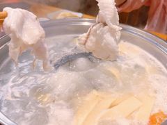 -风情丽江斑鱼火锅(孙家沟西南路80号店)