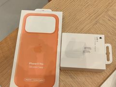 -Apple零售店(华贸购物中心店)