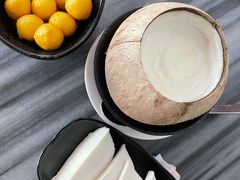 原只椰子炖蛋白-黄师奶甜品店