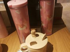 -星巴克(静安嘉里中心B2店)