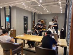 -藤野造型·专业烫染店