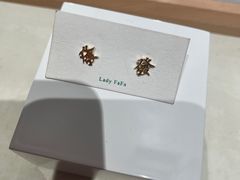 -LADY FAFA(巨鹿路陕西南路路口店)