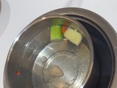 -帝皇海海鲜豆捞(桐泾商务广场店)