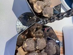 -左庭右院鲜牛肉火锅(金山万达店)