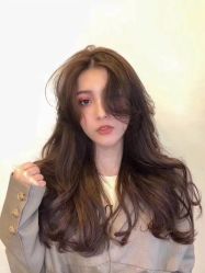 -TOP HAIR SALON