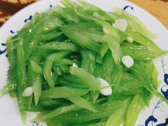 杏仁西芹-柴氏风味斋(甘家口店)