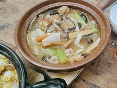 -有红鸡毛店·砂锅菜(抚琴夜市店)