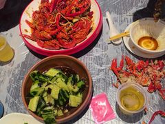 -老街烧烤大排档·地道湖北菜·龙虾馆(汉口火车站店)