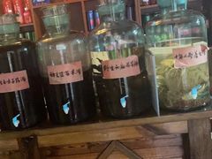 -果松木炭酸菜铜火锅·外婆参鸡汤