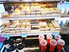 面包甜点陈列柜-皇承御点·八旗饽饽铺(避暑山庄店)