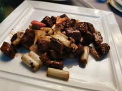 -御花园·粤菜·海鲜火锅(中山公园店)