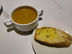 -芳草地西式融合餐厅(回龙窝店)