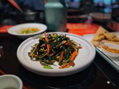 -魏铭鱼头捞饭(晋阳路店)