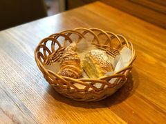流奶黄金羊角-麦田工坊(月湖店)